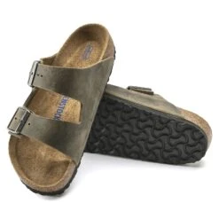 Birkenstock Arizona Soft Footbed Faded Khaki Oiled Nubuck Leather- Regular/Wide -Sports Store 1019313 sole