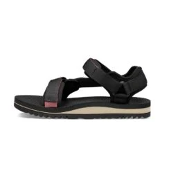 Teva Women's Universal Trail Sandal - Black -Sports Store 1107709 W UniversalTrail BLK 3