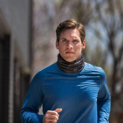 Buff DryFlx Multifunctional Neckwear - R-Black 14 Buff DryFlx Multifunctional Neckwear - R-Black -Sports Store 118096.999 dryflx r black lifestyle21629483933 20061 1