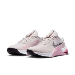 Nike Women's Metcon 8 Training Shoe - Barely Rose/Cave Purple/Pink Cave - Regular (B) 16 Nike Women's Metcon 8 Training Shoe - Barely Rose/Cave Purple/Pink Cave - Regular (B) -Sports Store DO9327 600 PHCFH001 1500
