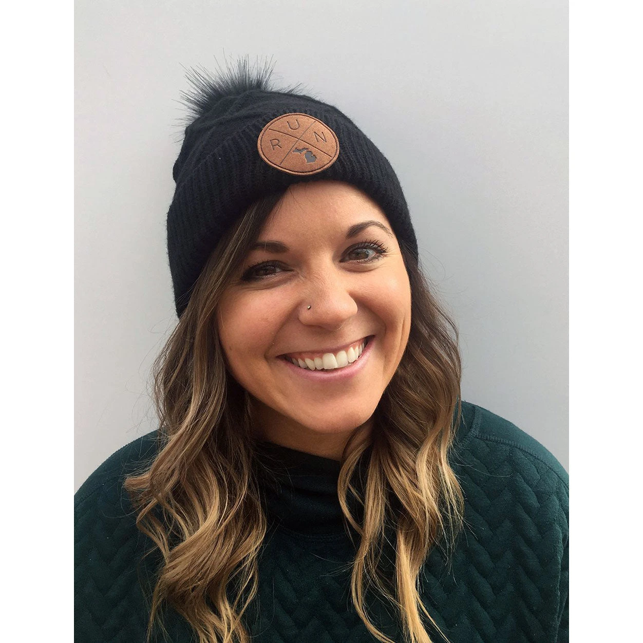 Women's RunXmitten Pom Beanie - Black 5 Women's RunXmitten Pom Beanie - Black - Image 3