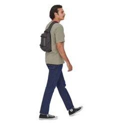 Patagonia Unisex Atom Sling 8L - Black -Sports Store WBS22 48262 BLK JRA4 FULL