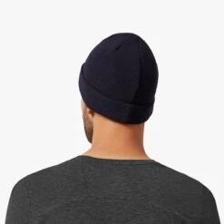 On Running Unisex Merino Beanie - Navy -Sports Store merino beanie fw19 navy mw g4